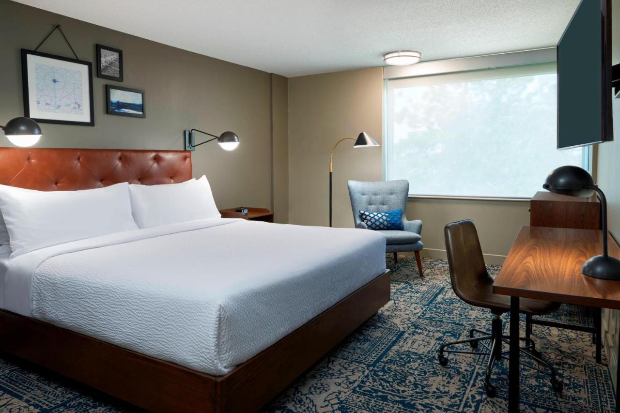 Four Points By Sheraton Toronto Airport Mississauga Exterior foto