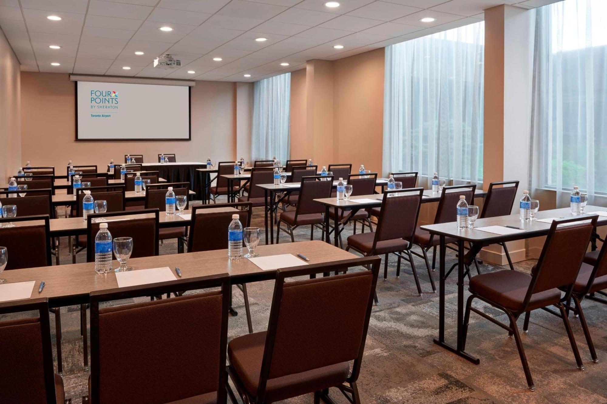 Four Points By Sheraton Toronto Airport Mississauga Exterior foto